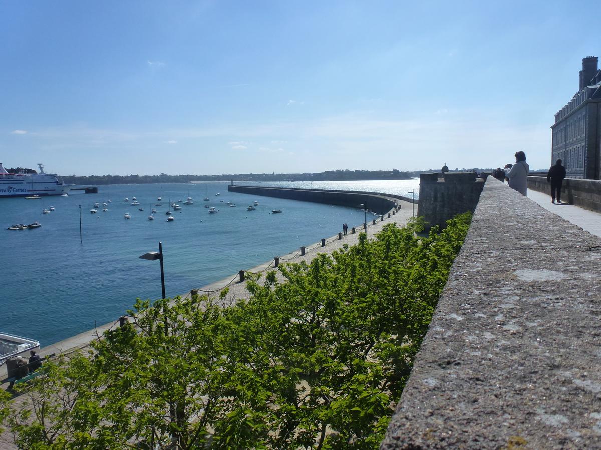 Camping La Touesse Saint-Lunaire Exteriér fotografie